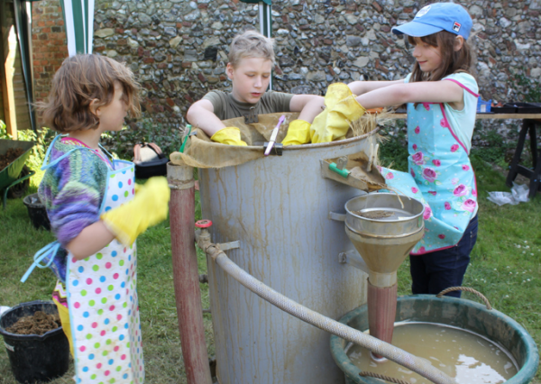 Young Archaeologists