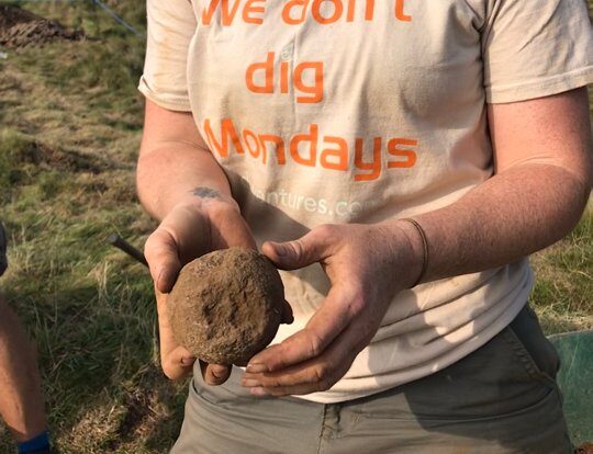 Venturer Jo finds a hammerstone